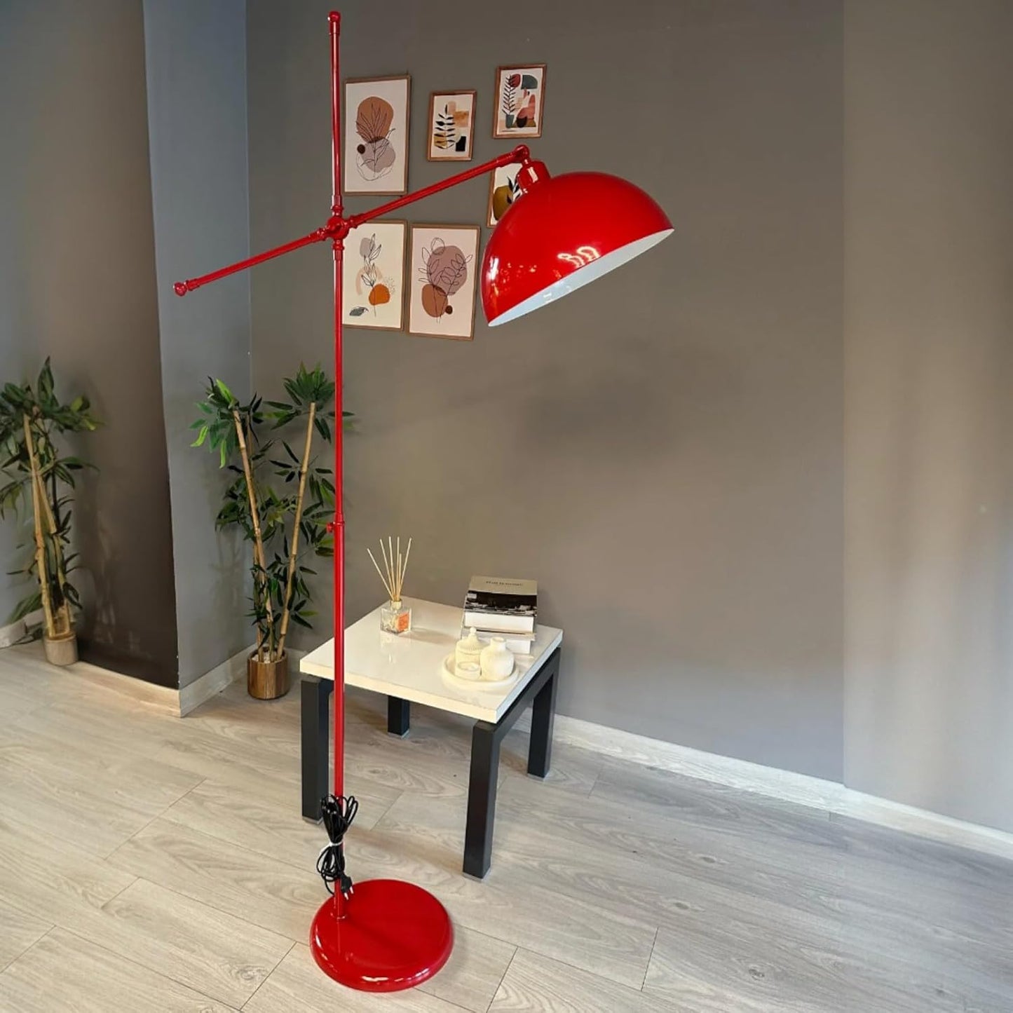 Gorkiede Moderne Stehleuchte