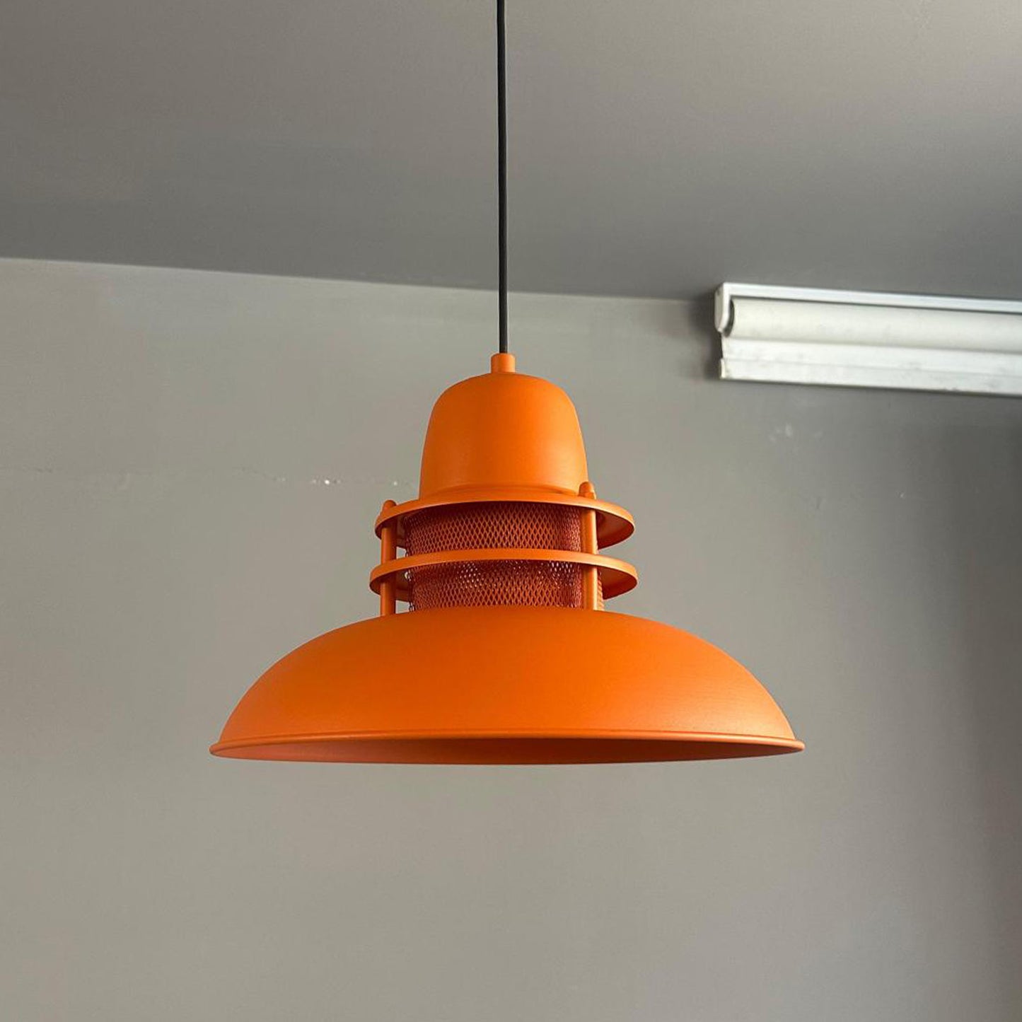 Lampada a sospensione attacco E27 in metallo