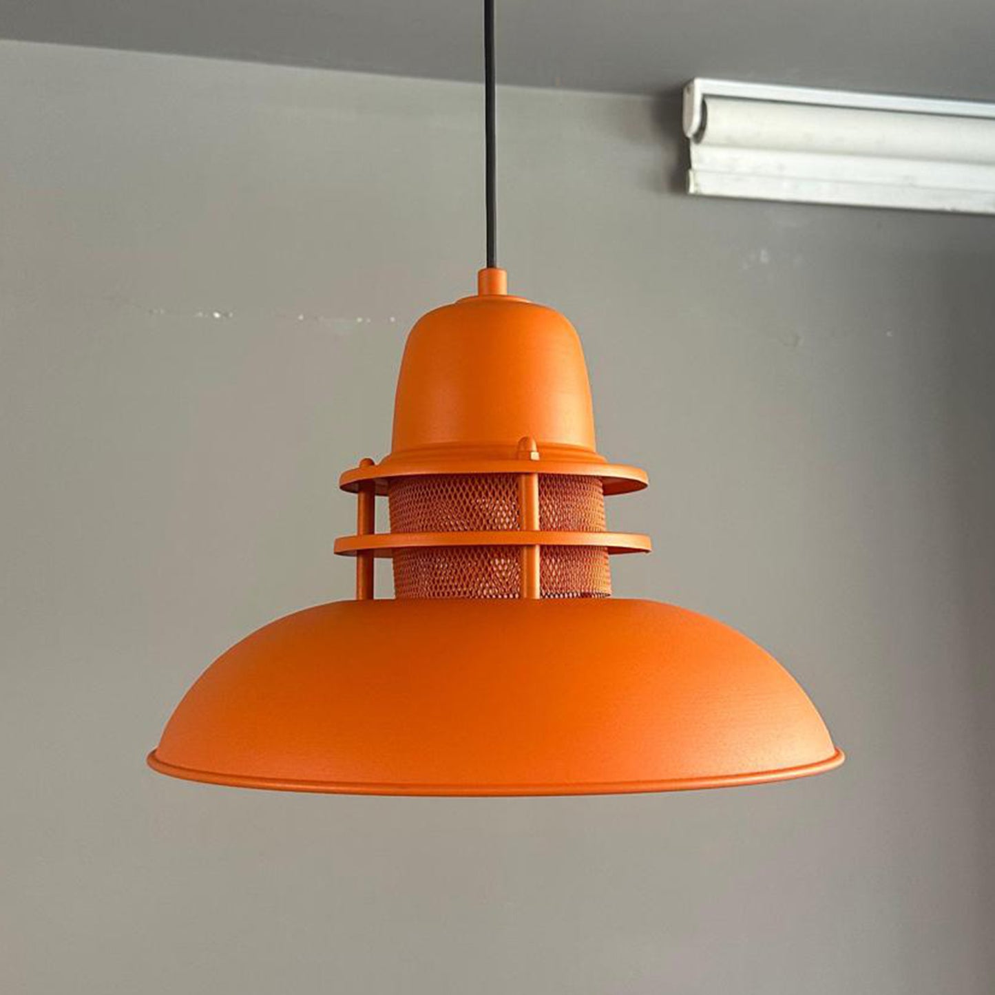 Lampada a sospensione attacco E27 in metallo