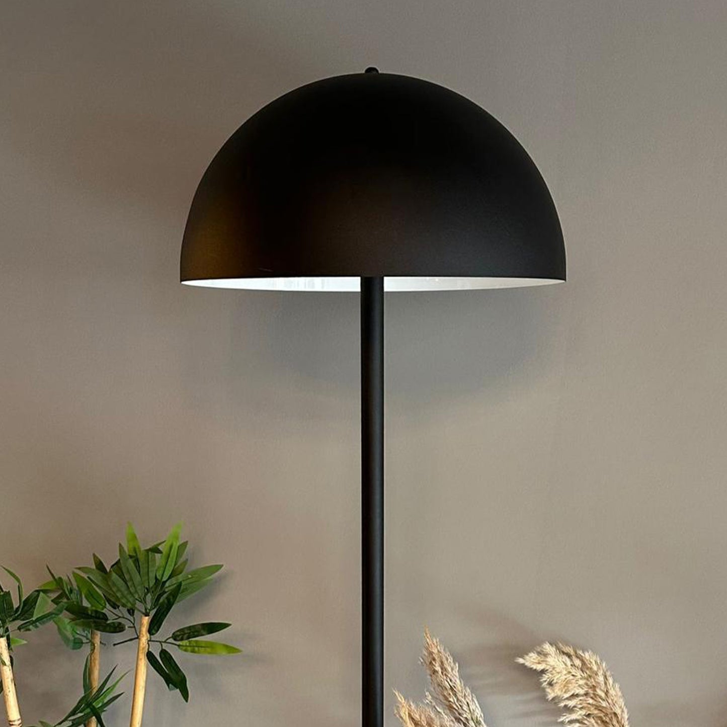 Stehlampe Moderne Stehlampe aus Metall mit E27, verstellbarer Lampenschirm