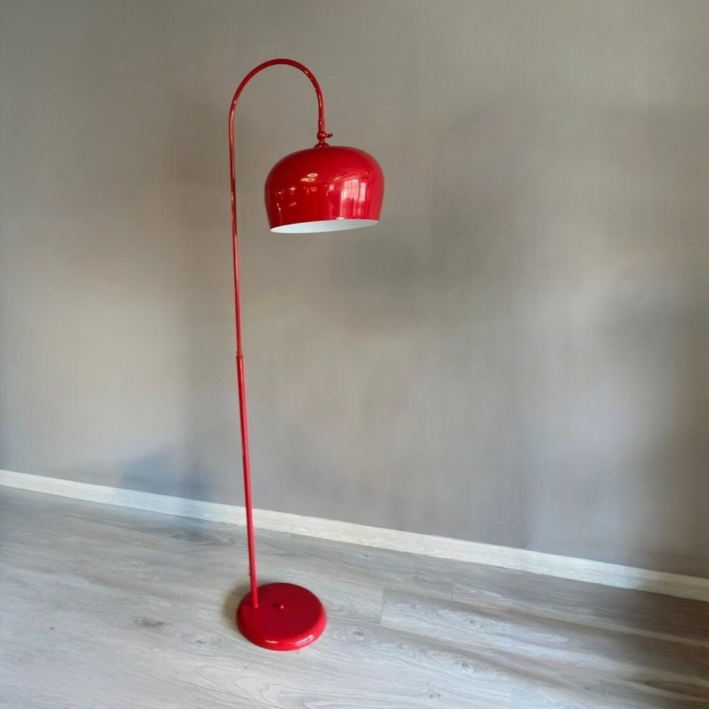 Stehlampe Rinel Bewegender Ufo Kopf Moderne Dekorative Metall Stehlampe