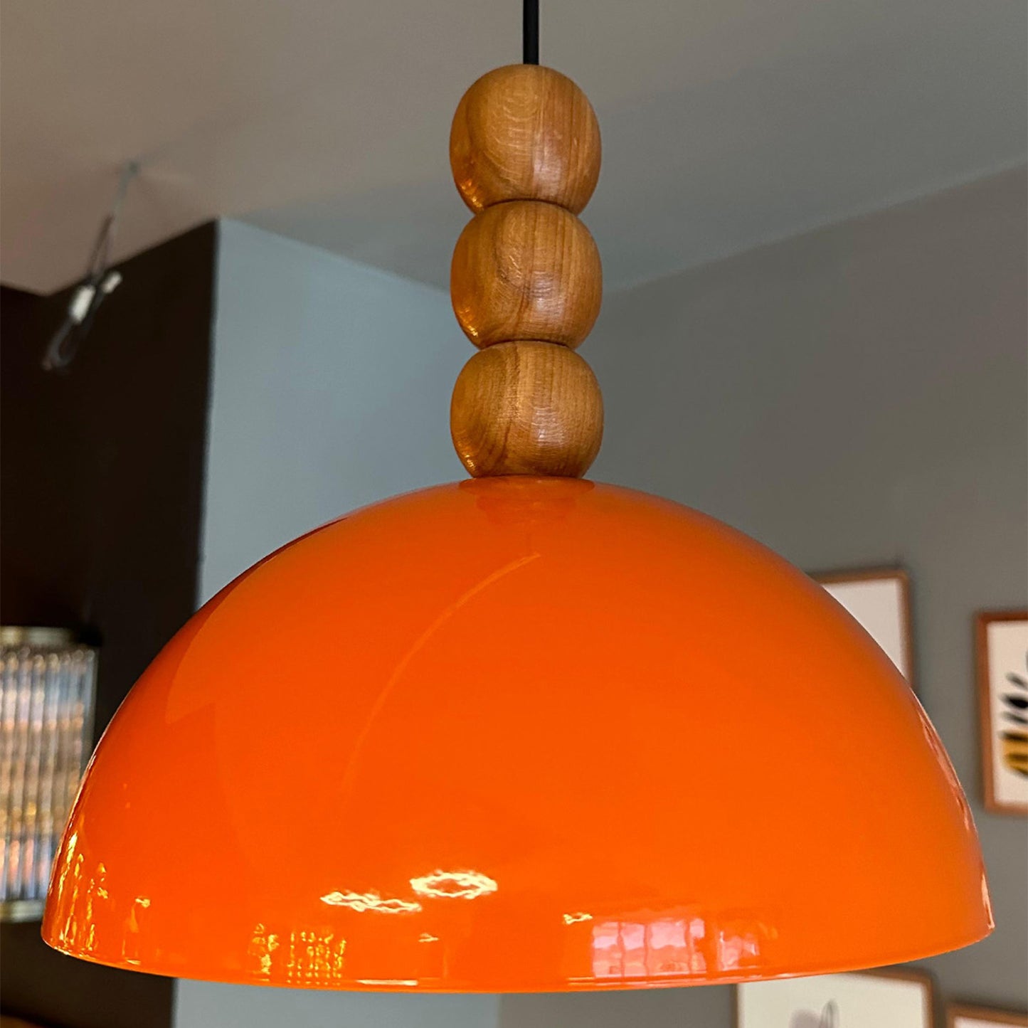Yimpi Bright Orange Kronleuchter aus Holz Drei Perlen Einzelne Anhänger