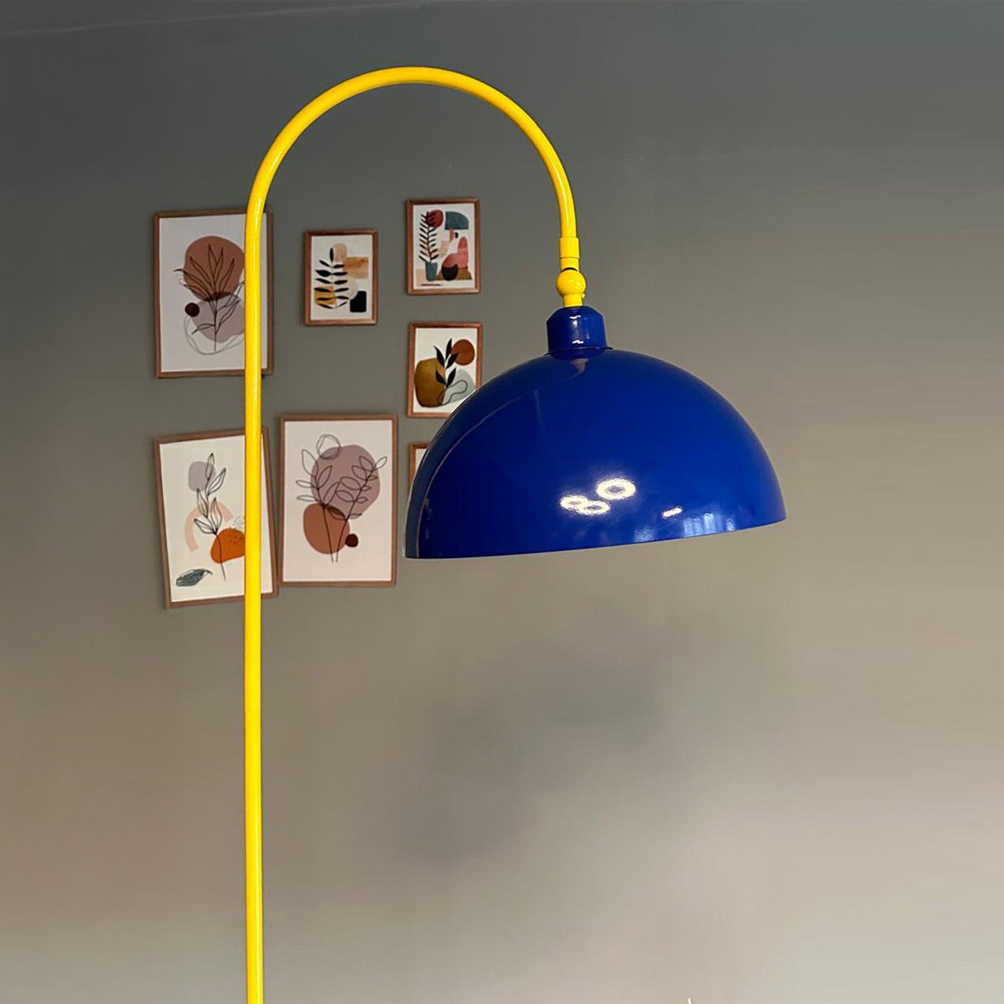 Stehlampe Moderne Stehlampe aus Metall mit E27, verstellbarer Lampenschirm