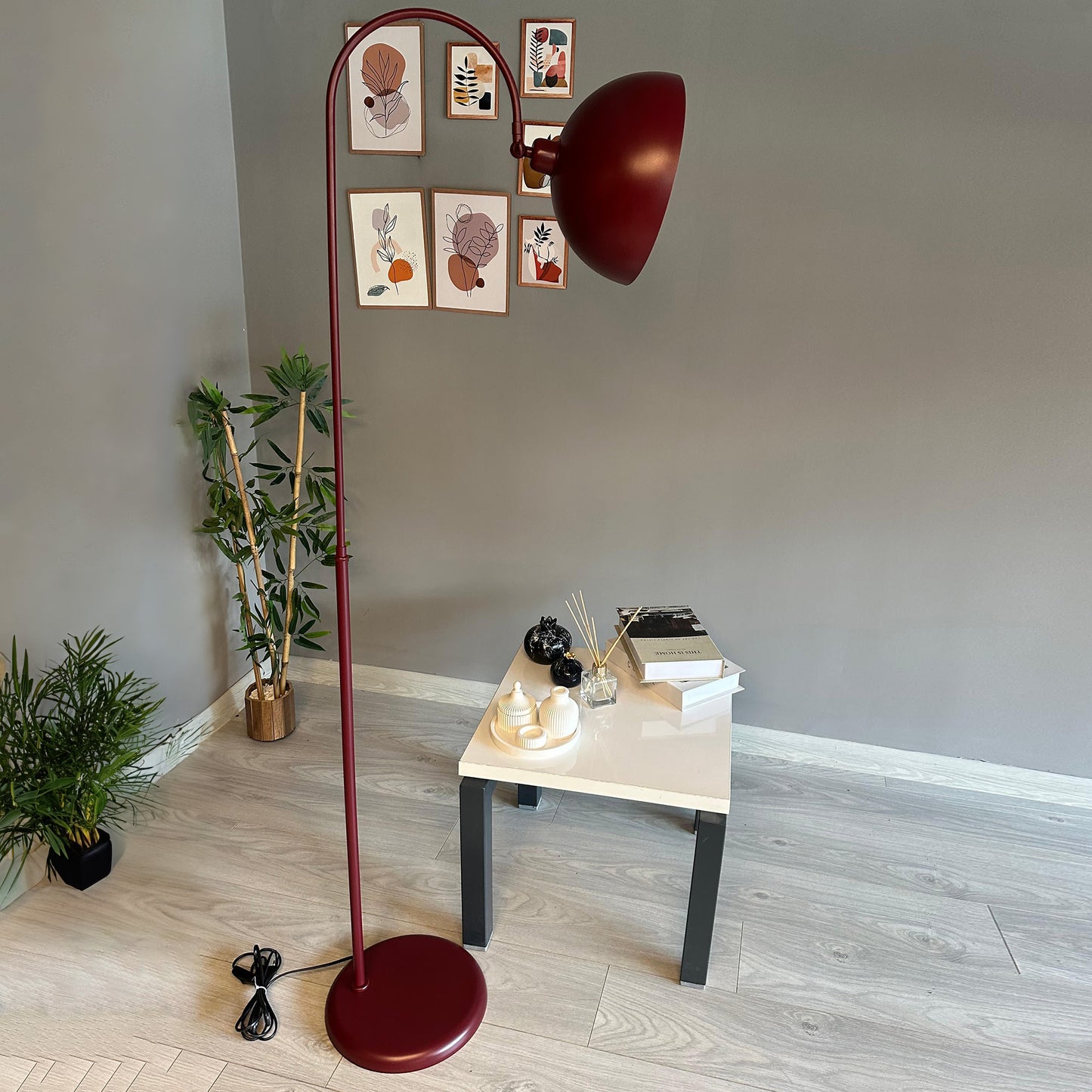 Stehlampe Moderne Stehlampe aus Metall mit E27, verstellbarer Lampenschirm