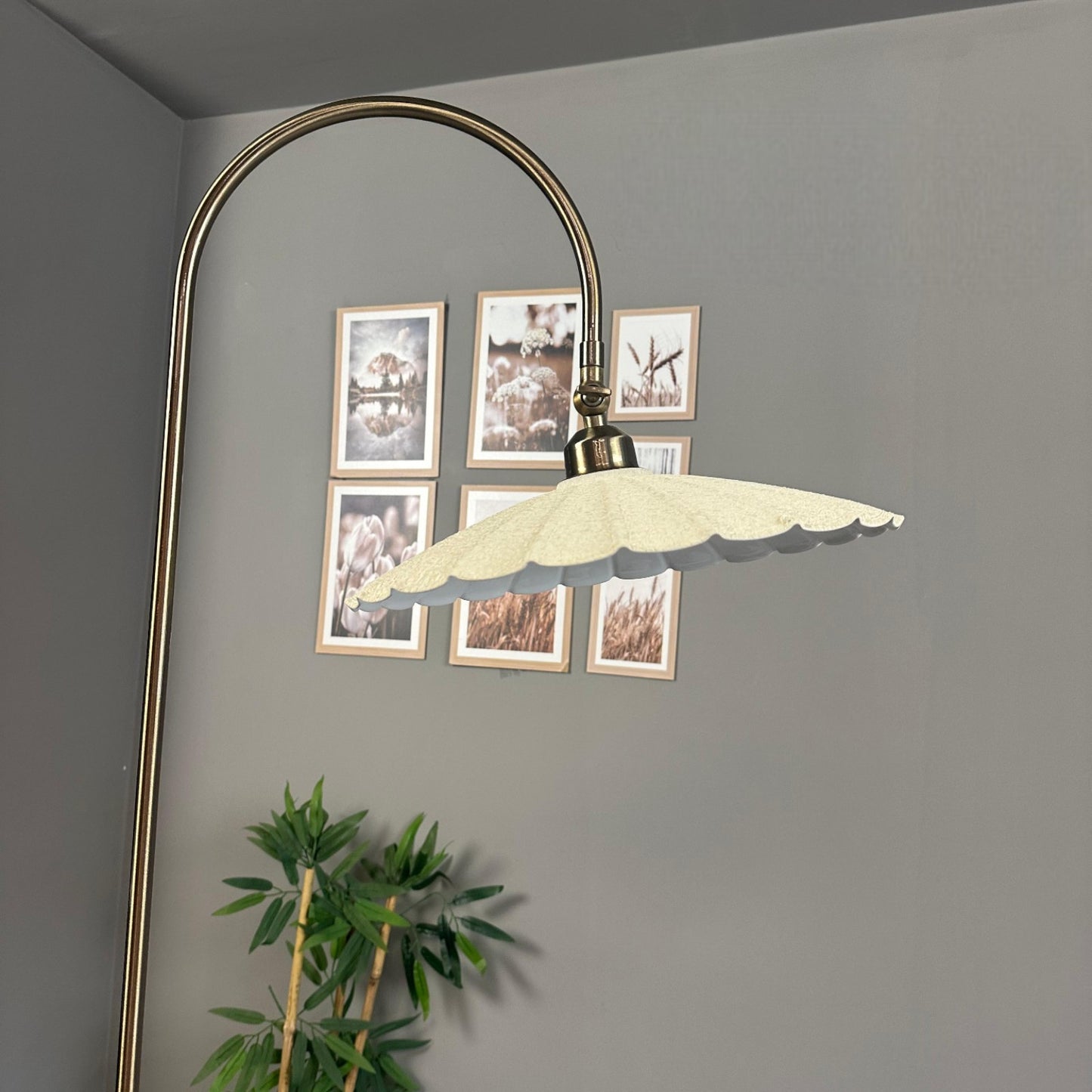 Stehlampe BRisso Bewegender Ufo Kopf Moderne Dekorative Metall Stehlampe