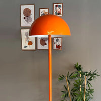 Stehlampe Moderne Stehlampe aus Metall mit E27, verstellbarer Lampenschirm
