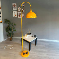 Stehlampe Moderne Stehlampe aus Metall mit E27, verstellbarer Lampenschirm