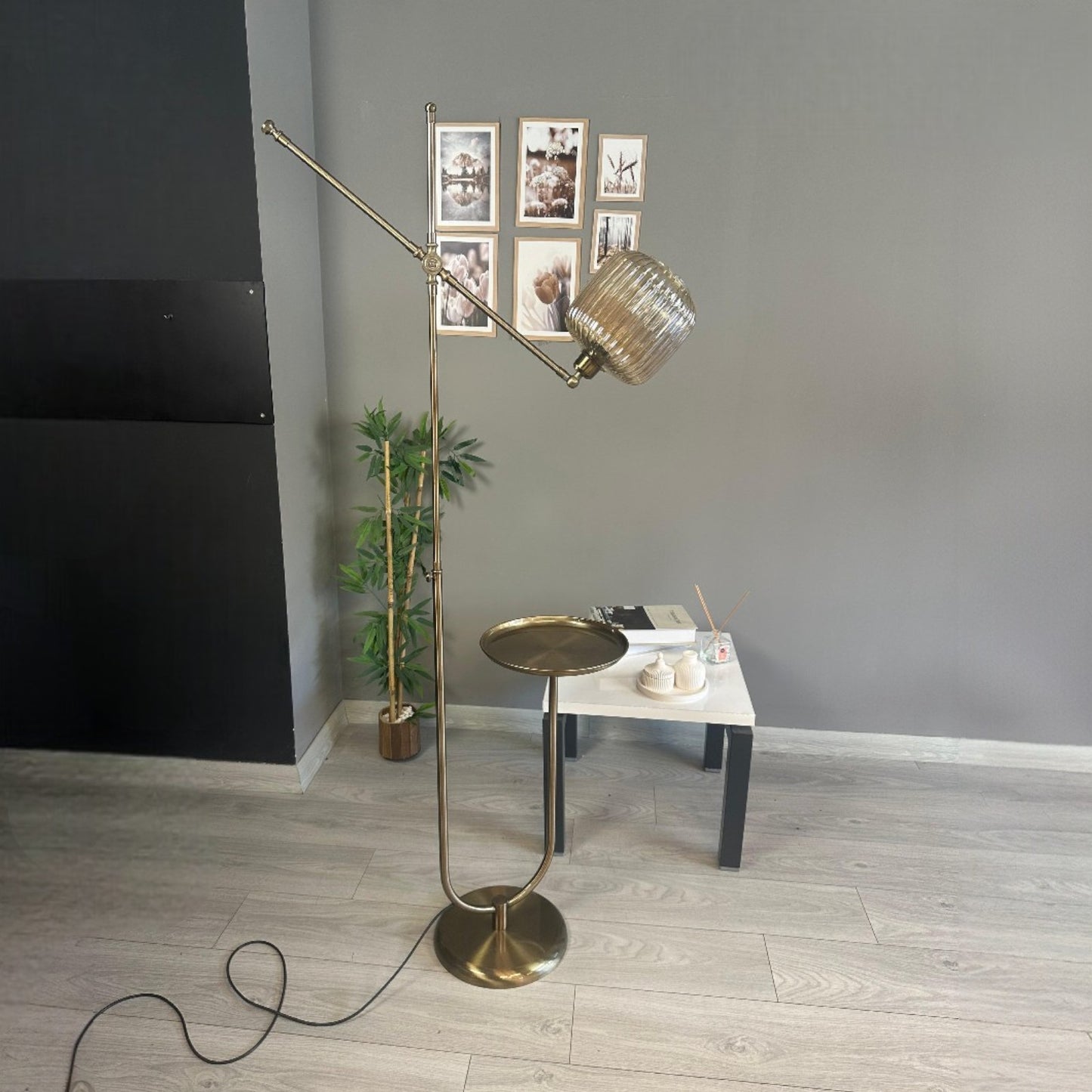 Tumbled Equa Moving Head Moderne dekorative Metall Stehleuchte