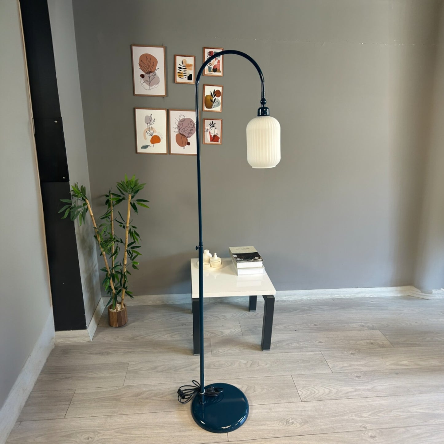 Tumbled Toren Moving Head Moderne dekorative Metall Stehleuchte