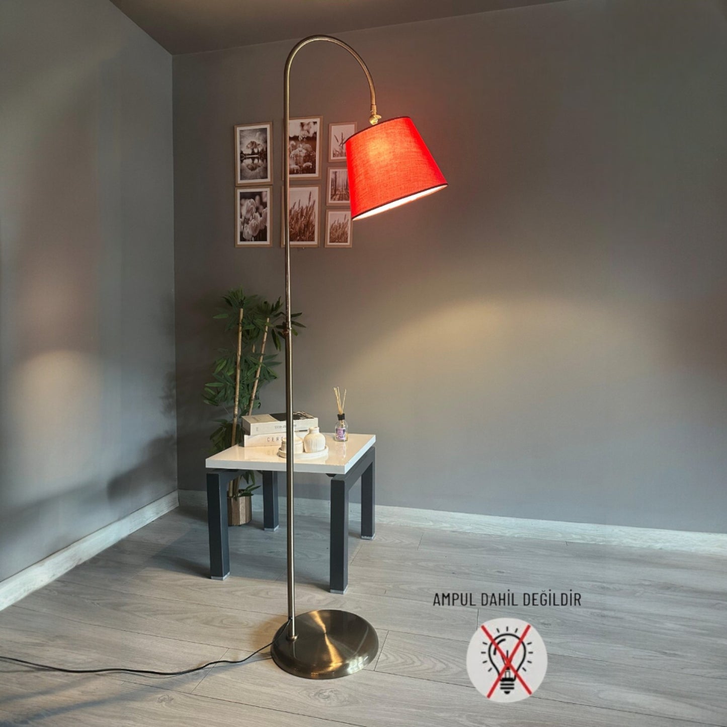 Stehlampe UCotella Bewegender Ufo Kopf Moderne Dekorative Metall Stehlampe