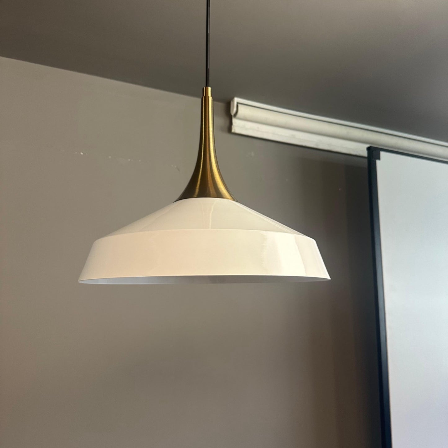 Pendelleuchte Lema Kegel Ø37,5 cm, Metall Hängelampe