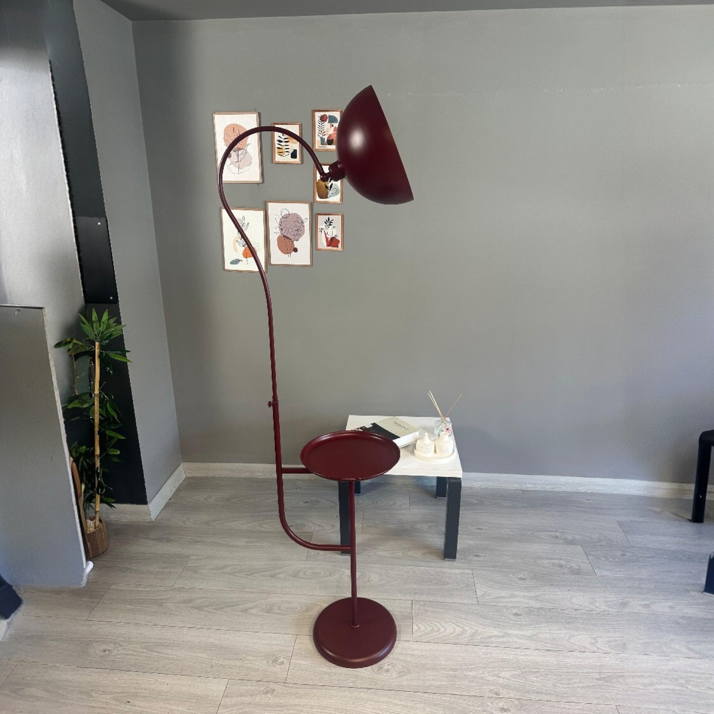 Stehlampe Liora Bewegender Ufo Kopf Moderne Dekorative Metall Stehlampe