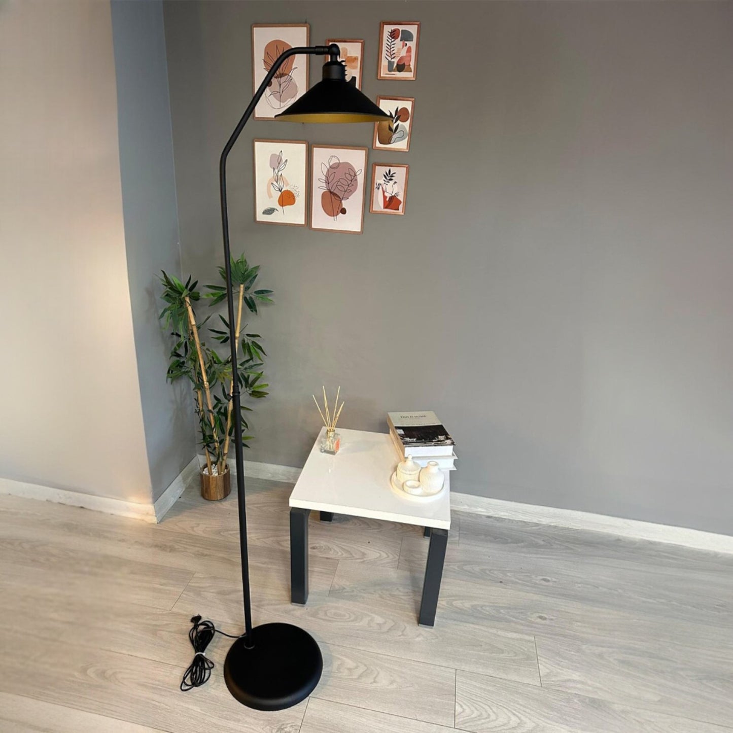 Stehlampe Farel Bewegender Ufo Kopf Moderne Dekorative Metall Stehlampe