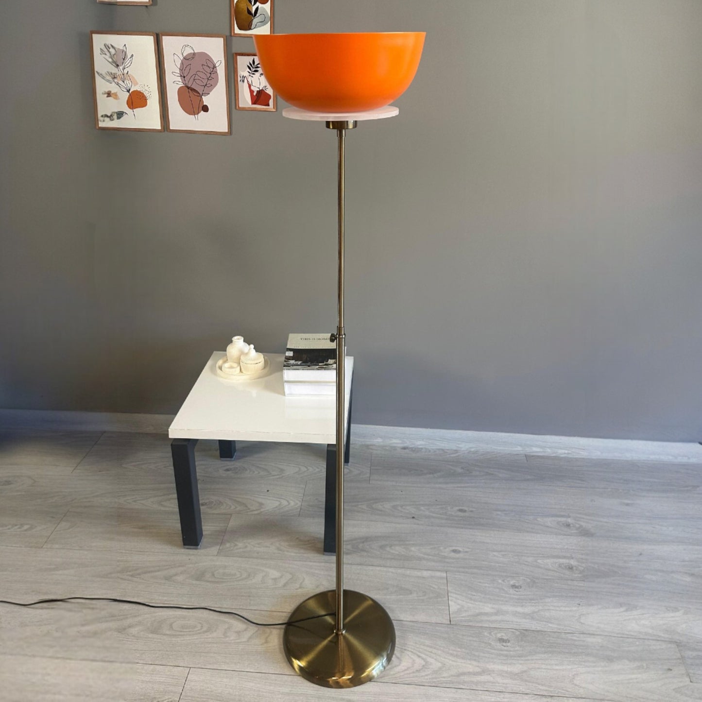 Stehlampe Lunex Bewegender Ufo Kopf Moderne Dekorative Metall Stehlampe