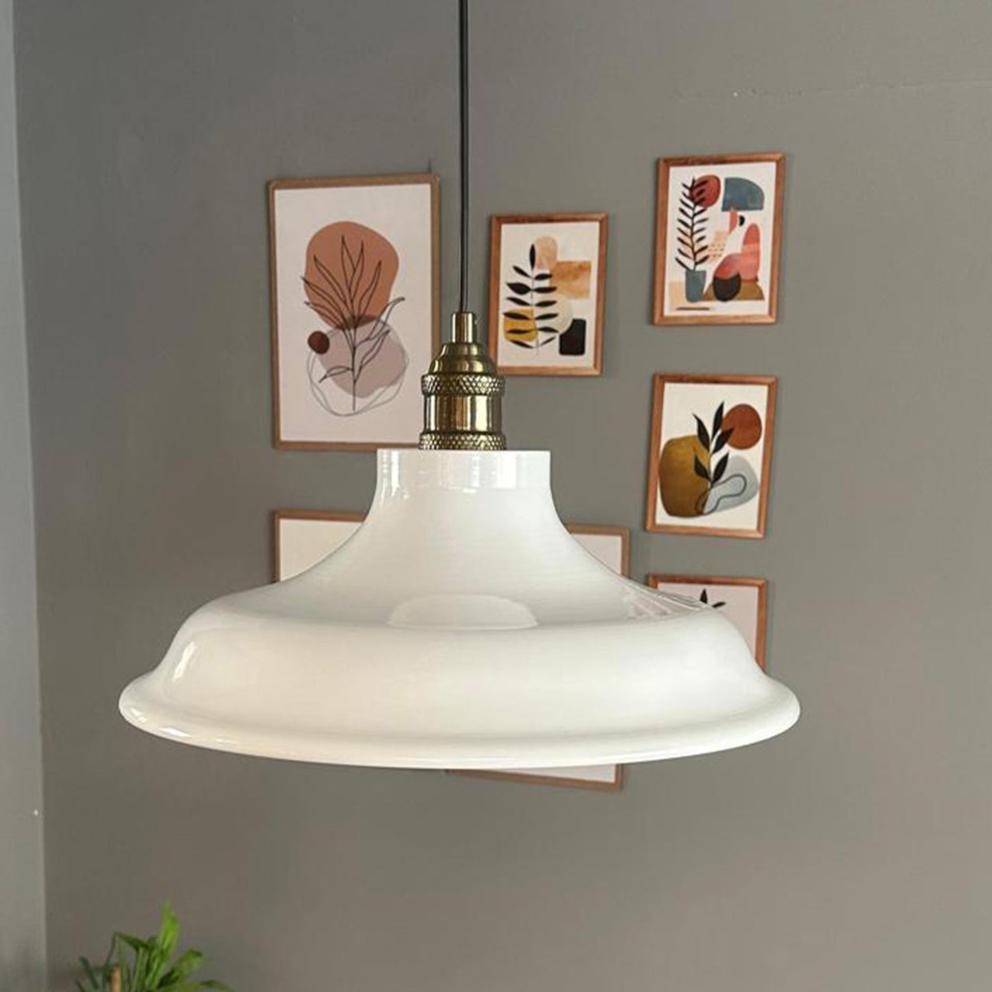 Pendelleuchte Bergo Tulpe Ø40 cm, Metall Hängelampe