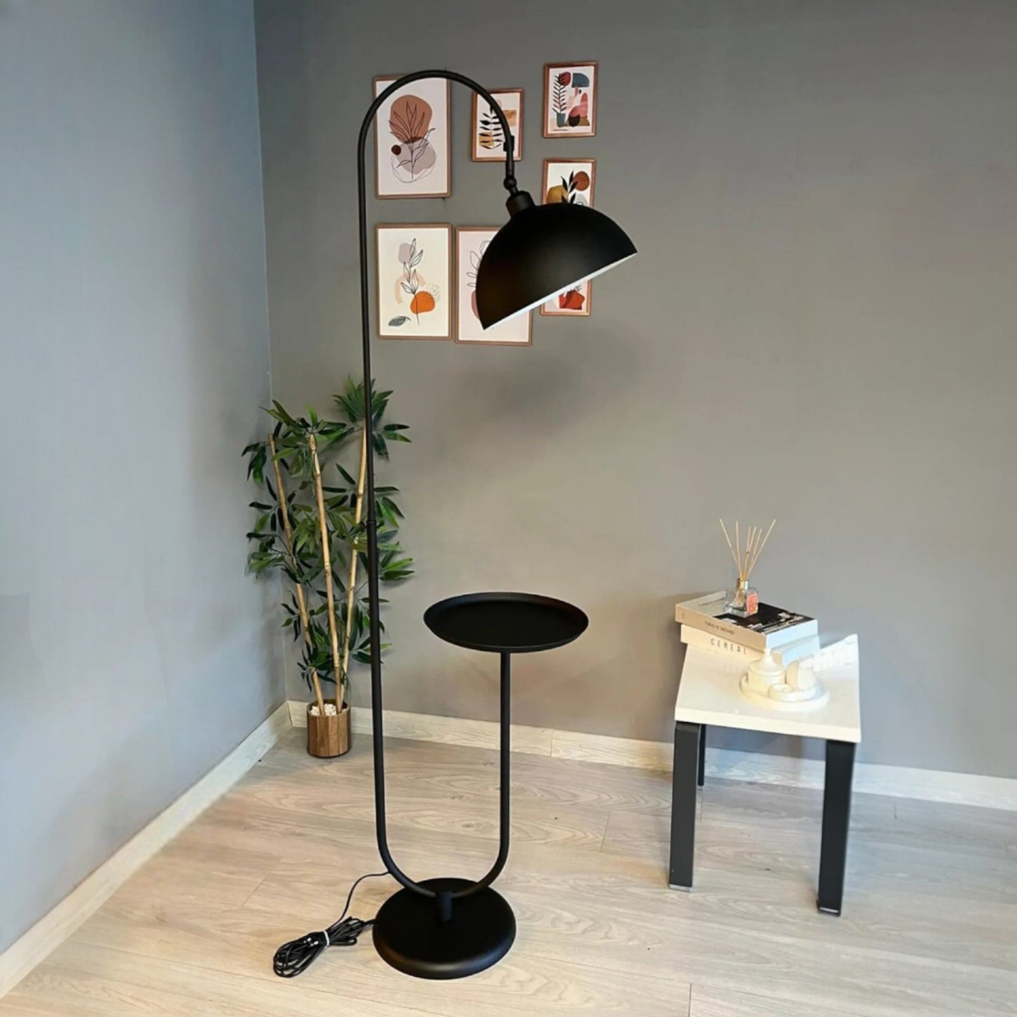 Tumbled Gorkiede Moving Head Moderne dekorative Metall Stehleuchte