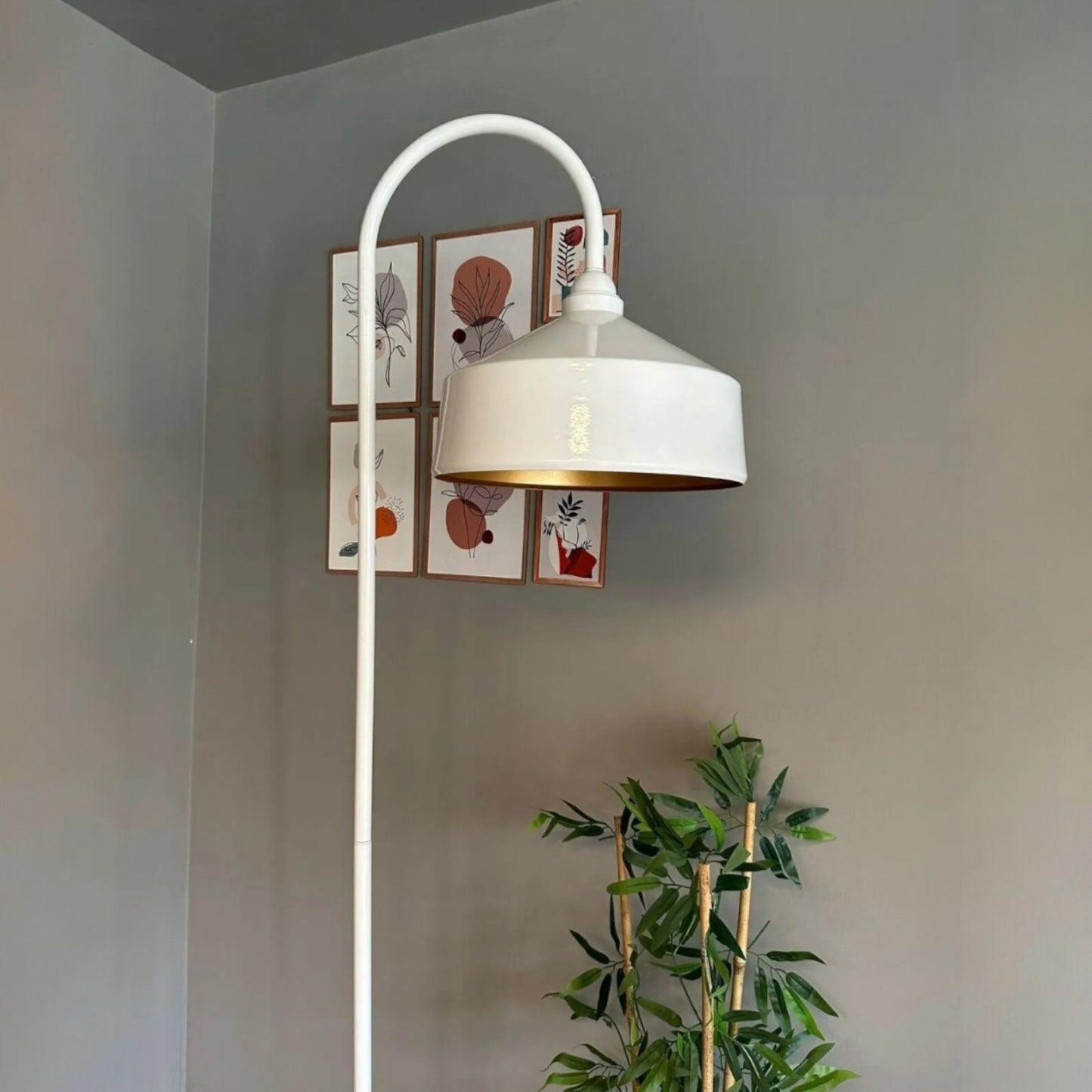 Stehlampe Arvel Bewegender Ufo Kopf Moderne Dekorative Metall Stehlampe