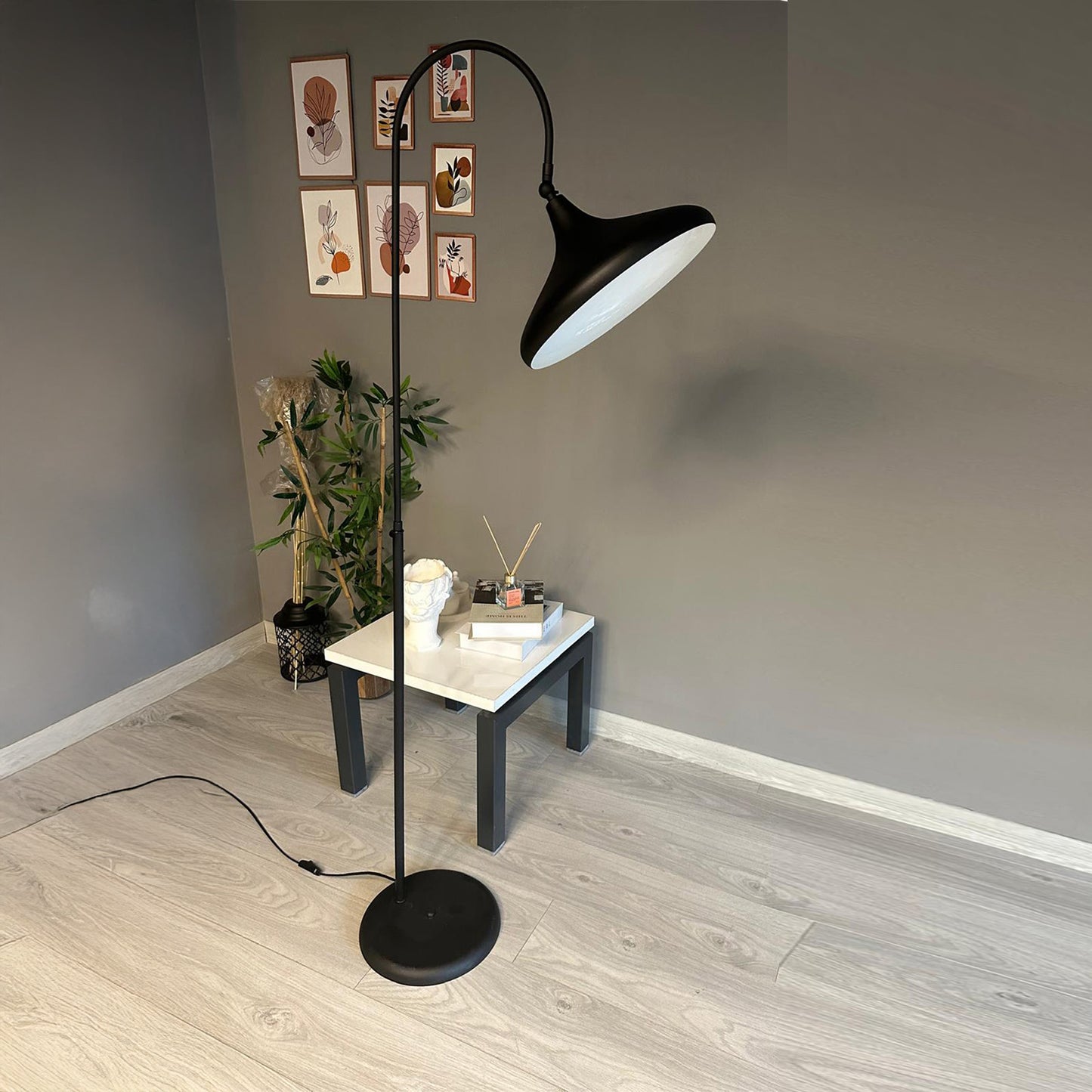 Stehlampe Bewegliches Kopfteil Modern Dekorative Metall Stehlampe